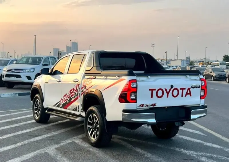 Toyota Hilux Adventure 2022 – Essence Automatique 4x4 – photo 4