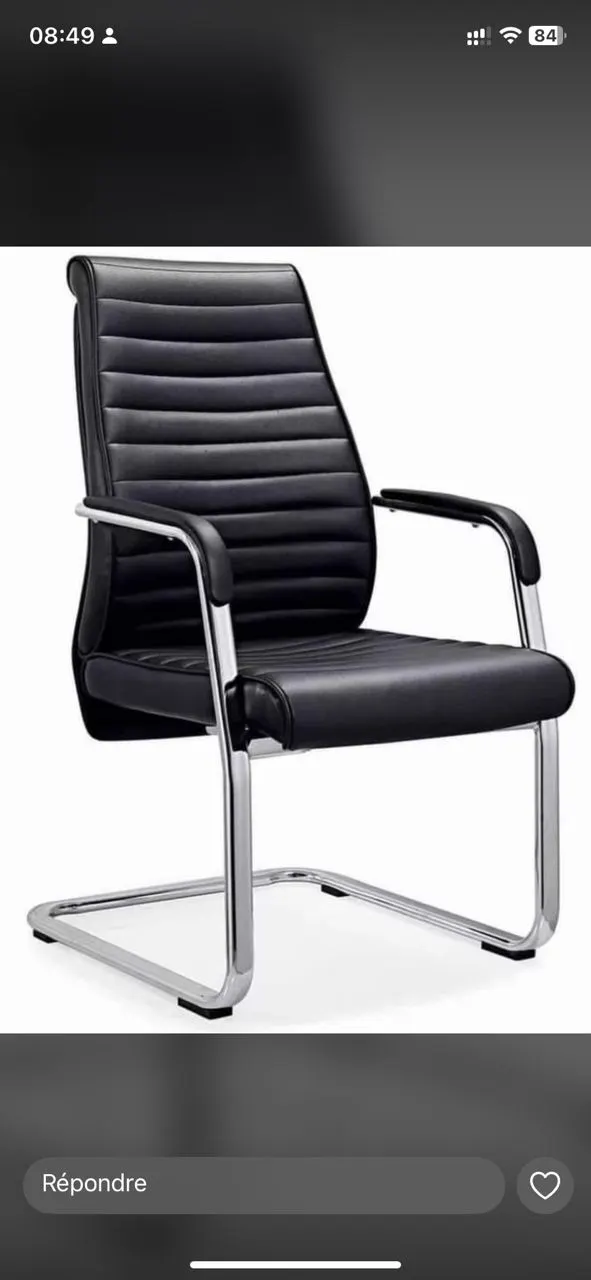 Chaise Visiteur Cuir Noir – Dossier Nervuré, Piètement Luge