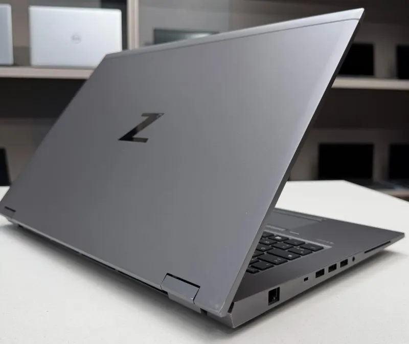 HP ZBook Fury 17 G7 – Station de Travail Mobile, i7-10850H, 32 Go, Quadro RTX 4000 – photo 1