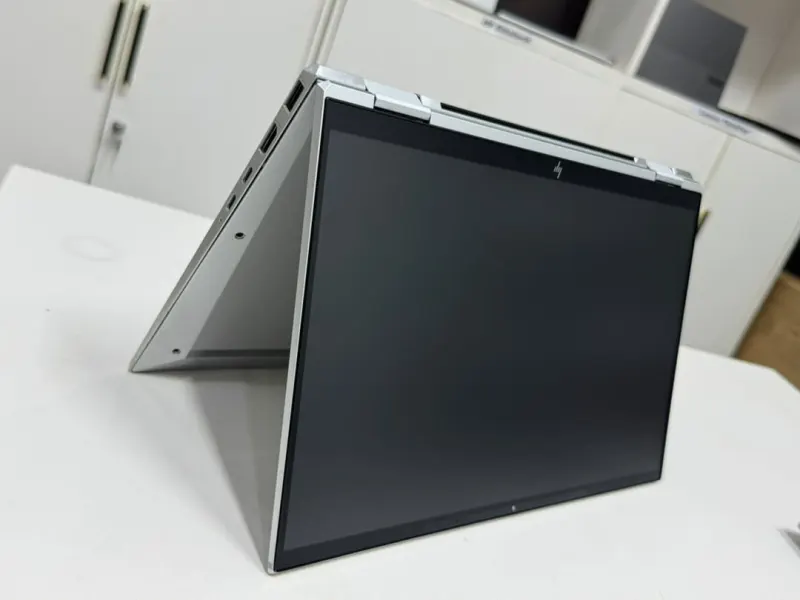 PC Portable Convertible 360° 13,3 pouces – Intel Core i7-1185G7, 16 Go, SSD 256 Go – photo 1