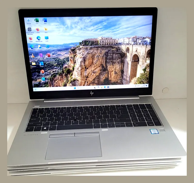Ordinateur portable HP EliteBook 15 pouces argenté – photo 2