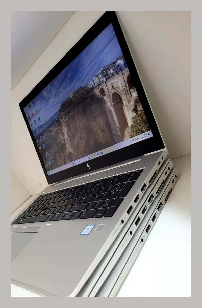 Ordinateur portable HP EliteBook 15 pouces argenté – photo 1