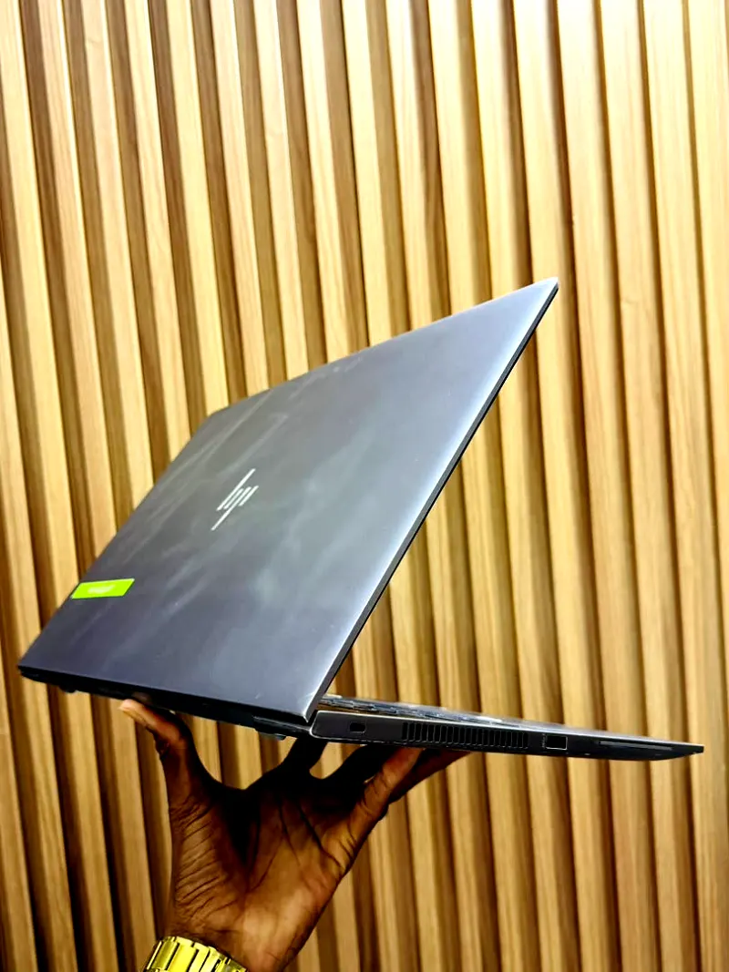 Ordinateur portable HP ZBook 15u G5 – Intel Core i7 8e génération – photo 2