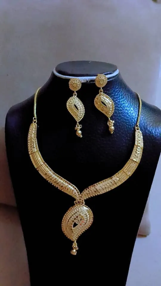 Collier & Boucles d'Oreilles Style Oriental Doré