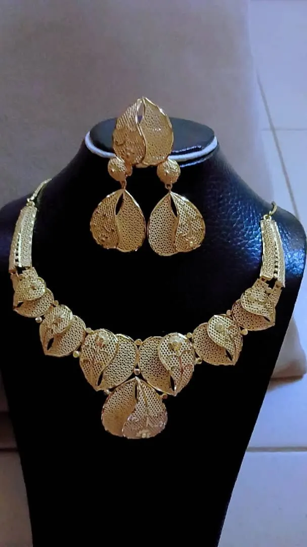 Collier & Boucles d'Oreilles Style Oriental Doré shics-2