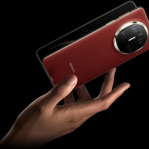 Smartphone pliable Huawei Mate X6