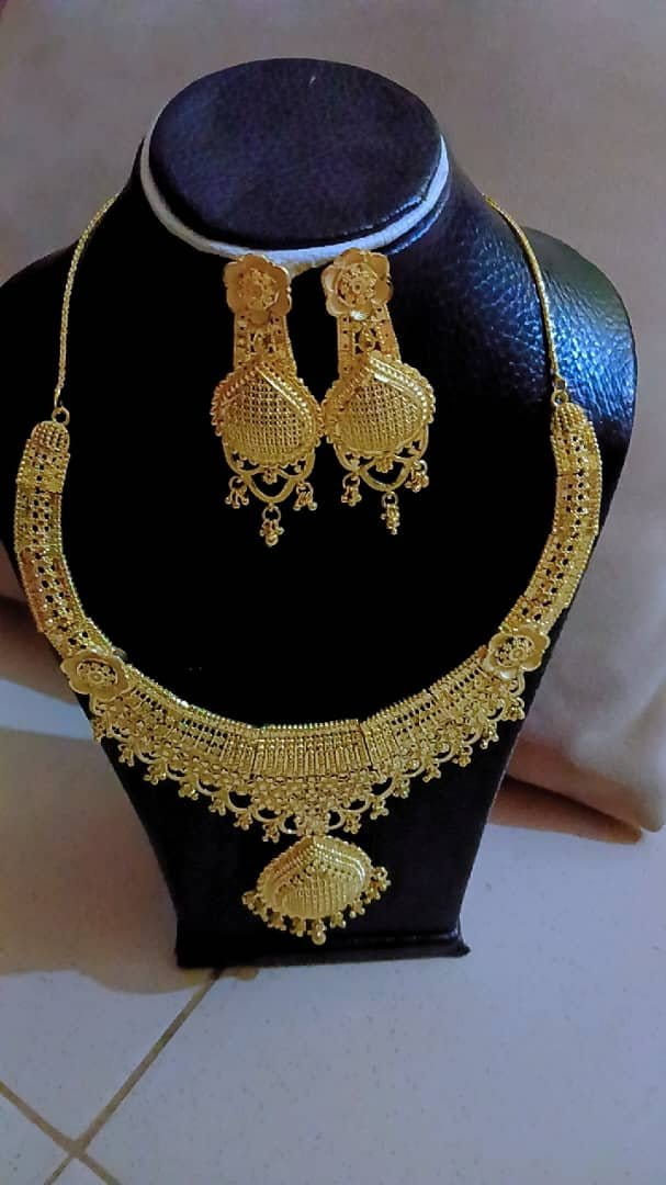 2026/07/1001083240.jpg Collier & Boucles d'Oreilles Style Oriental Doré shics-6