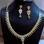 Collier & Boucles d'Oreilles Style Oriental Doré ensembles