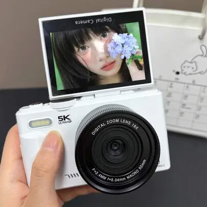 Appareil photo numérique 5K 72 MP Wi-Fi avec zoom 18x