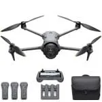 Drone DJI Mavic 4 Pro Fly More Combo avec radiocommande et accessoires