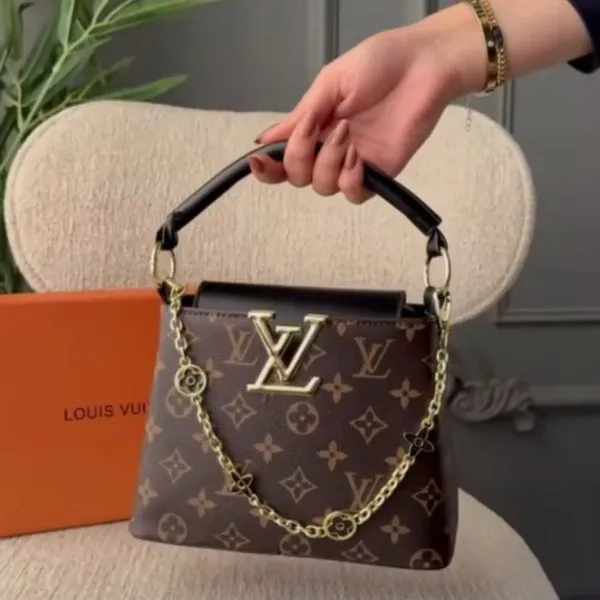 Sac à main femme monogramme avec anse et chaîne dorée