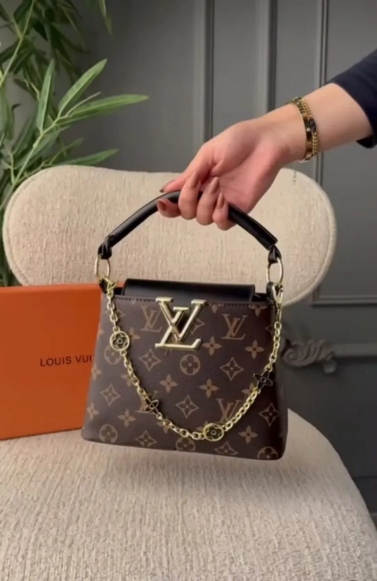 Sac à main femme monogramme avec anse et chaîne dorée