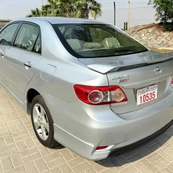 Toyota Corolla S Limited 2015 argent - vue avant