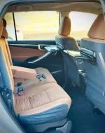 Toyota Innova GL 2009 - vue 4