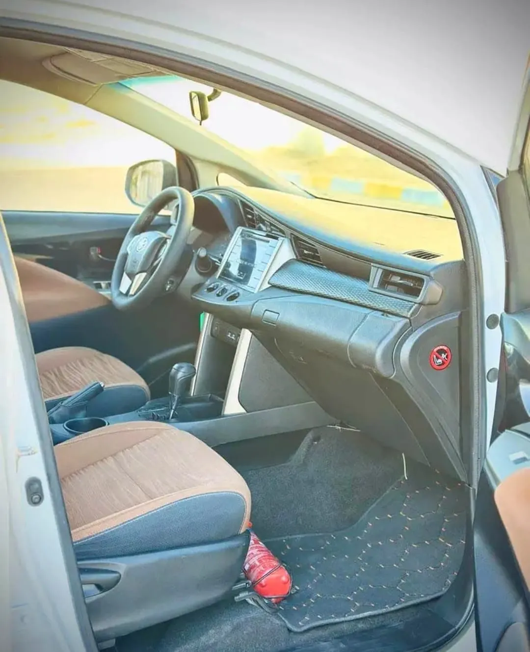 Toyota Innova GL 2009 - vue 5