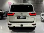 Toyota Land Cruiser VXR 2023 - vue 3
