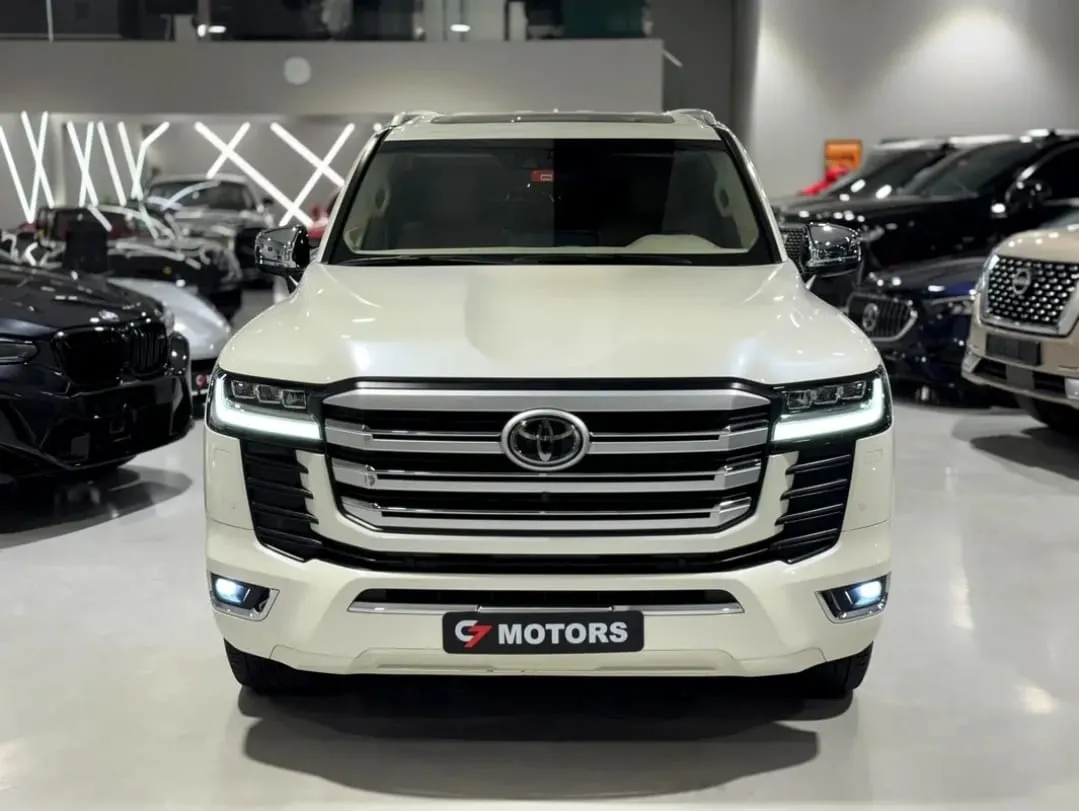 Toyota Land Cruiser VXR 2023 - vue 4