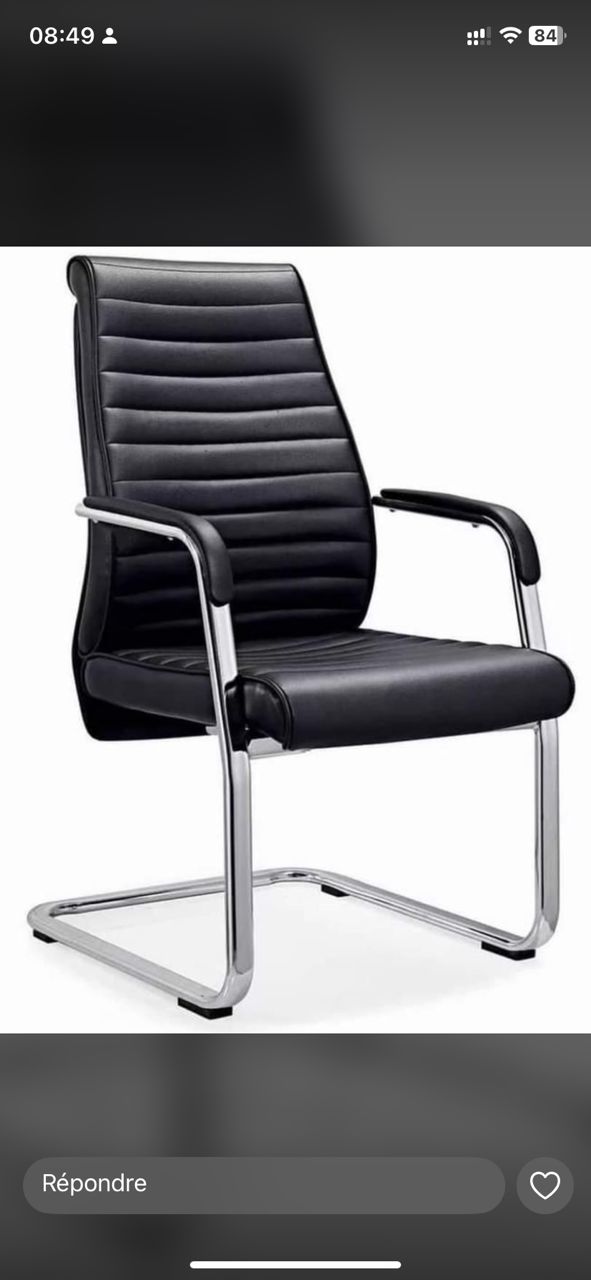 Chaise Visiteur Cuir Noir – Dossier Nervuré, Piètement Luge