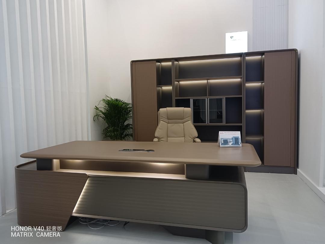 Ensemble Bureau de Direction Bois Foncé LED – Bureau en L + Bibliothèque Éclairée Ensemble Bureau de Direction Bois Foncé LED – Bureau en L + Bibliothèque Éclairée
