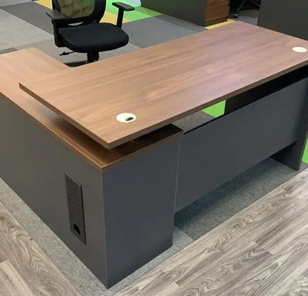 Bureau de Travail Compact YF041 – Caisson Latéral, vue 2