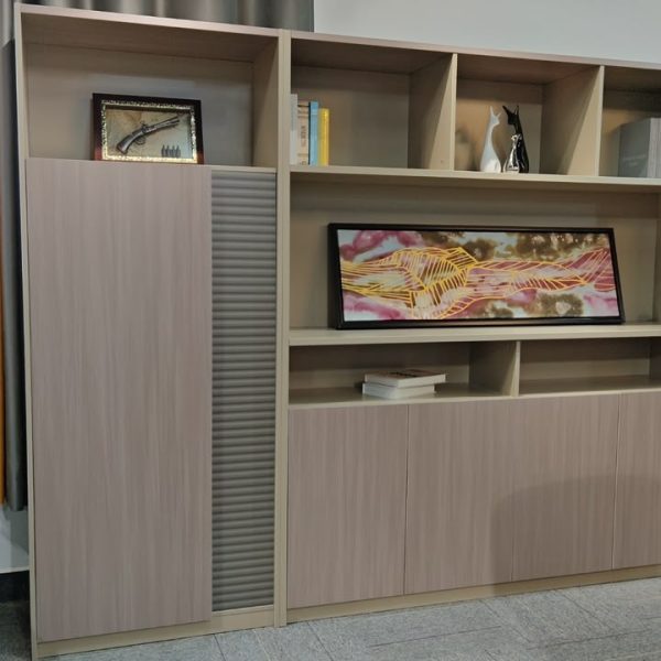 Meuble de Rangement de Bureau – Bibliothèque Beige avec Niches & Rideau