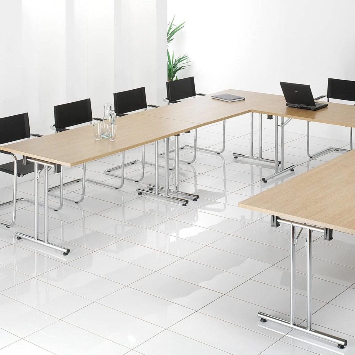 Table Pliante de Conférence & Formation – Piètement Chromé Rabattable, vue 2