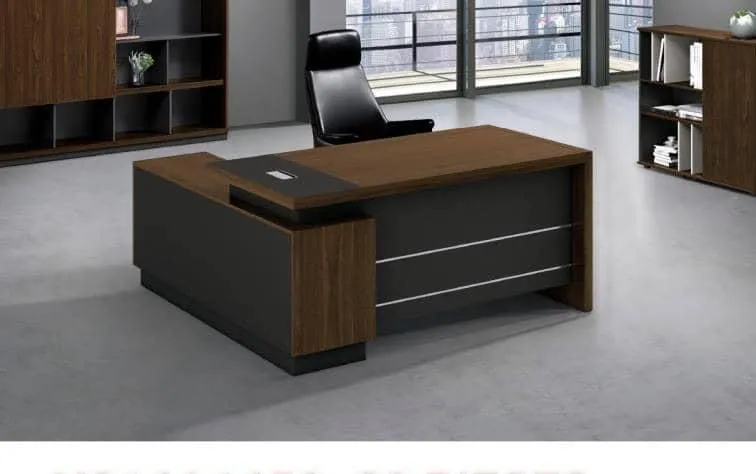 Bureau de direction en L – Noyer, anthracite et liserés chromés