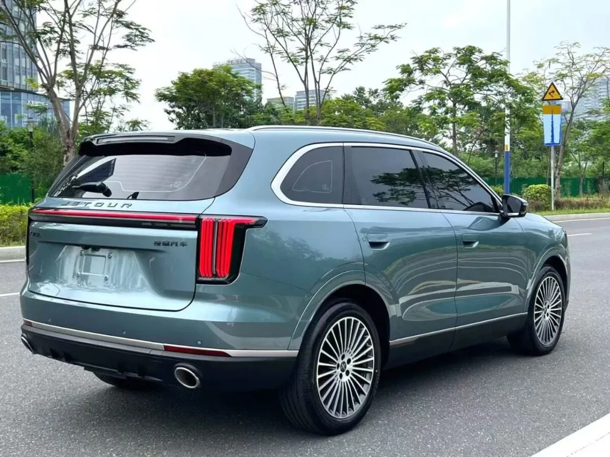 Jetour X70 L 2025 - vue 3